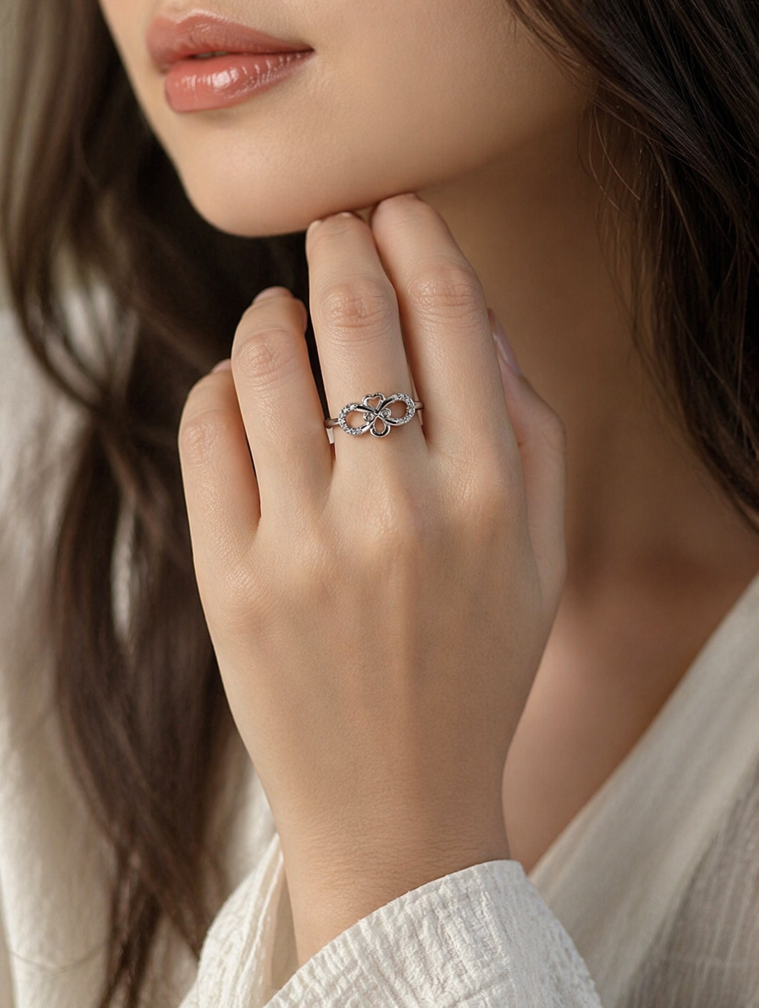 Rivia 925 sterling silver jewellery ring | gifts for besties, girlfriends, or any women in your life | with 925 stamp