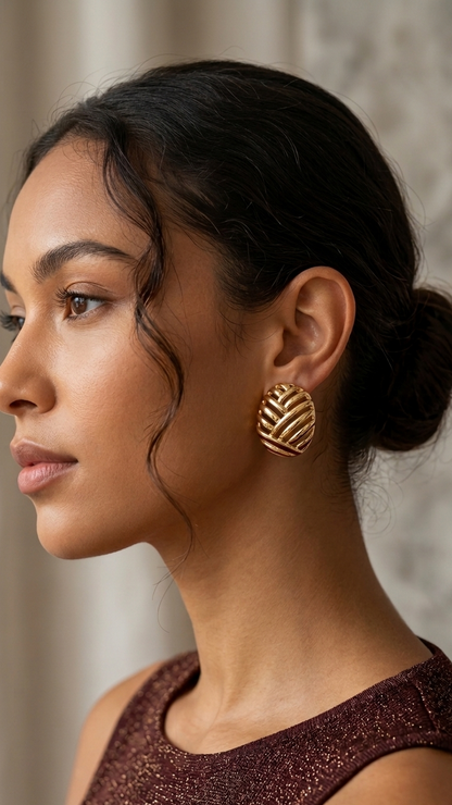 Anti tarnished statement stud earrings