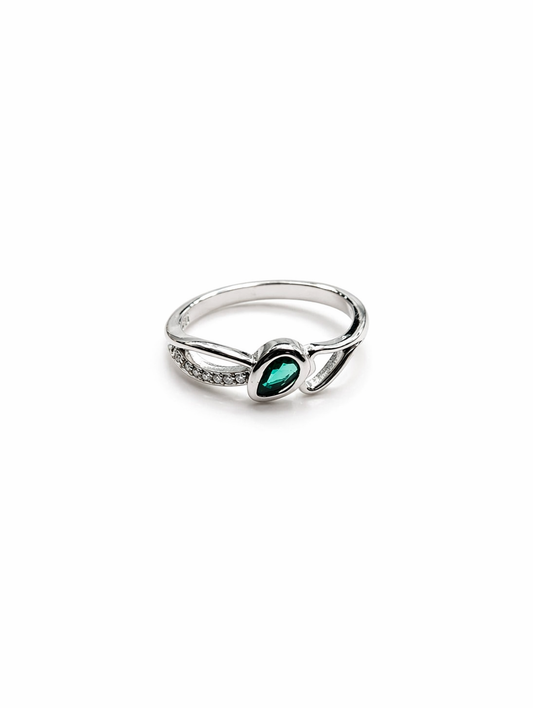 Rivia 925 sterling silver jewellery ring | gifts for besties, girlfriends, or any women in your life | with 925 stamp
