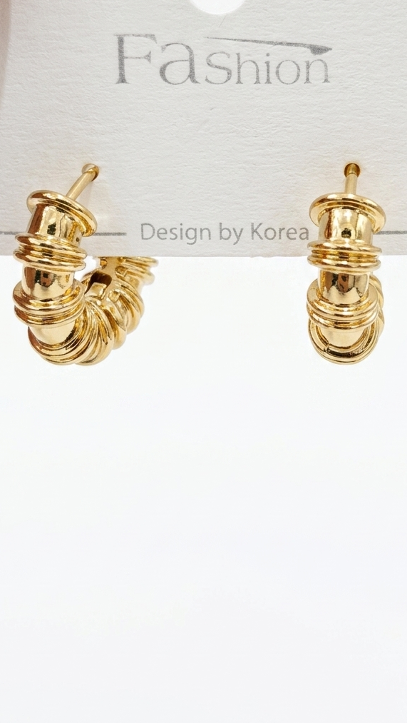 Anti tarnished hoop earrings
