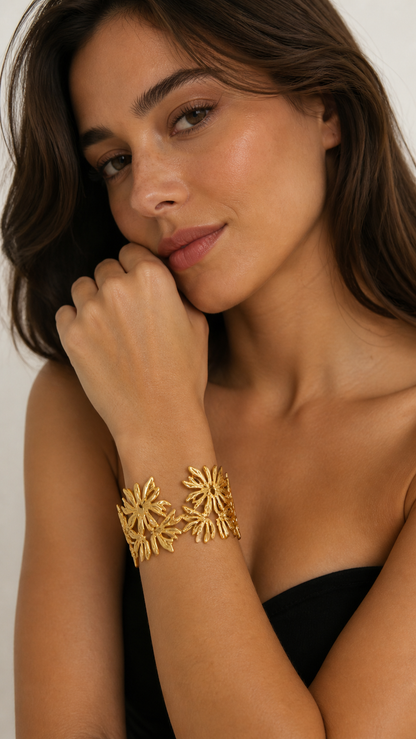 Anti tarnished cuff bracelet