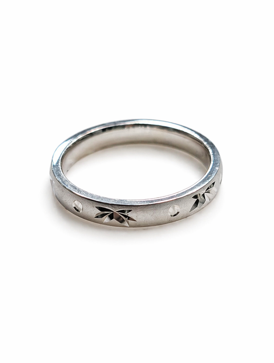 Rivia 925 sterling silver jewellery ring | gifts for besties, girlfriends, or any women in your life | with 925 stamp