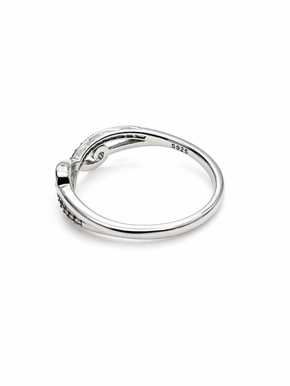 Rivia 925 sterling silver jewellery ring | gifts for besties, girlfriends, or any women in your life | with 925 stamp