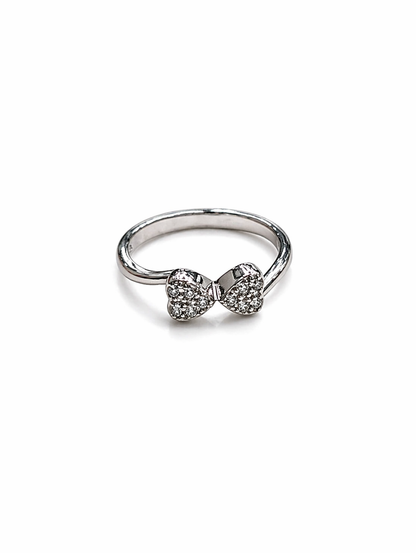 Rivia 925 sterling silver jewellery ring | gifts for besties, girlfriends, or any women in your life | with 925 stamp