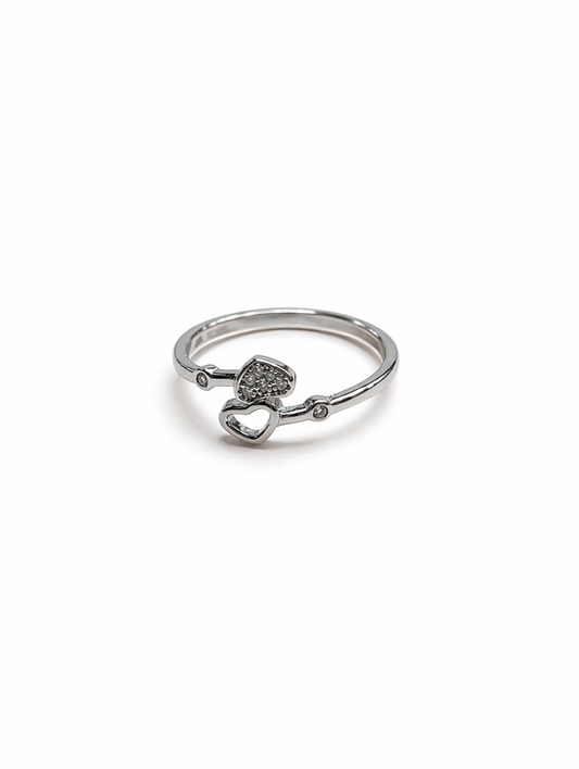 Rivia 925 sterling silver jewellery ring | gifts for besties, girlfriends, or any women in your life | with 925 stamp