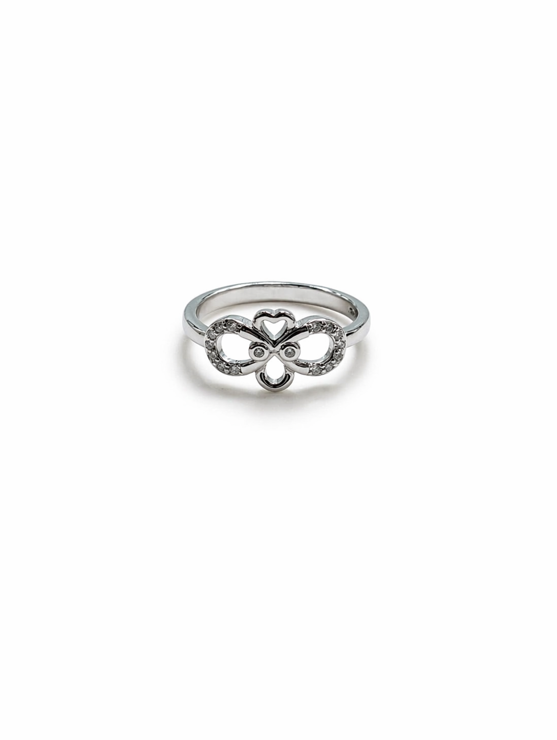 Rivia 925 sterling silver jewellery ring | gifts for besties, girlfriends, or any women in your life | with 925 stamp