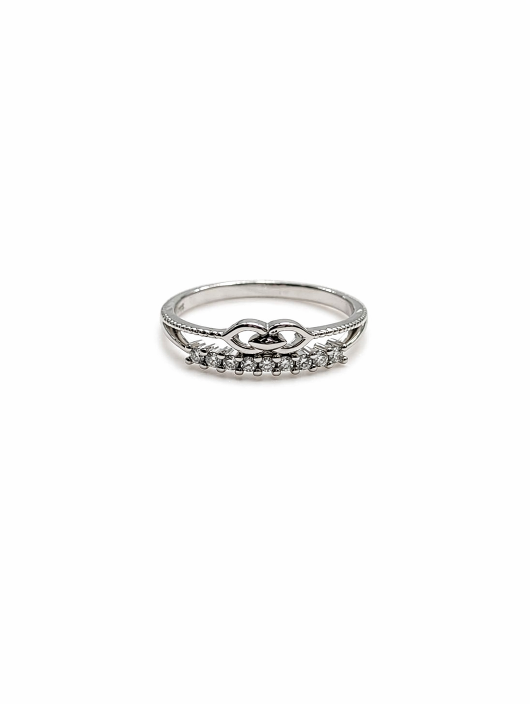 Rivia 925 sterling silver jewellery ring | gifts for besties, girlfriends, or any women in your life | with 925 stamp