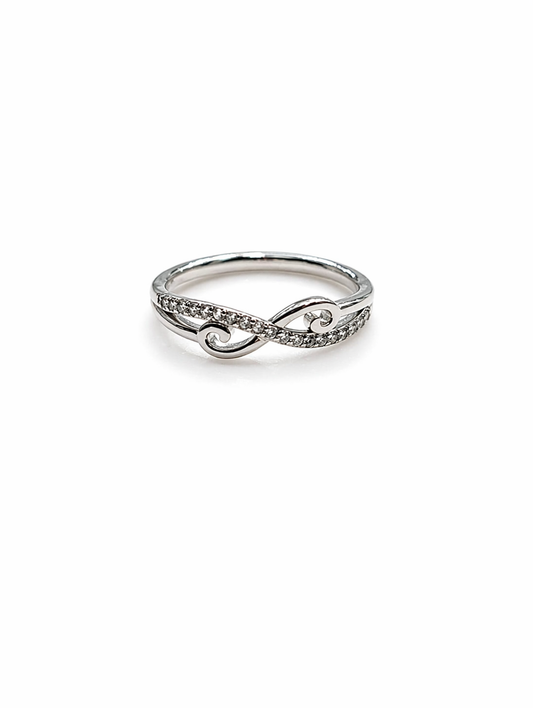 Rivia 925 sterling silver jewellery ring | gifts for besties, girlfriends, or any women in your life | with 925 stamp