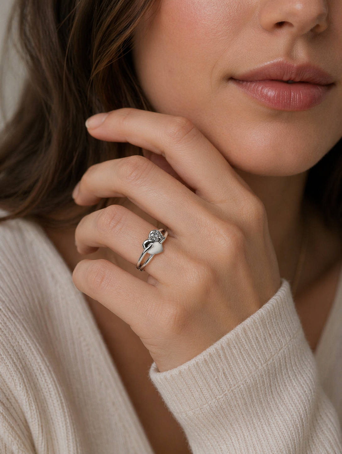 Rivia 925 sterling silver jewellery ring | gifts for besties, girlfriends, or any women in your life | with 925 stamp