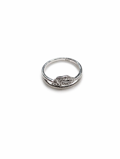 Rivia 925 sterling silver jewellery ring | gifts for besties, girlfriends, or any women in your life | with 925 stamp