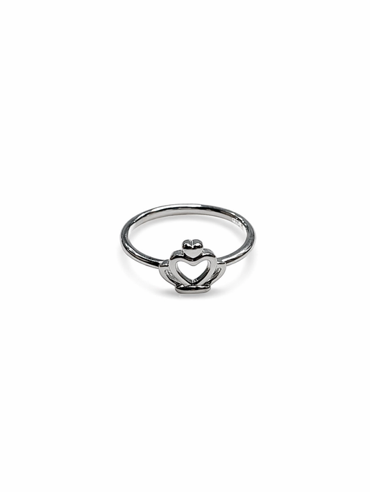 Rivia 925 sterling silver jewellery ring | gifts for besties, girlfriends, or any women in your life | with 925 stamp