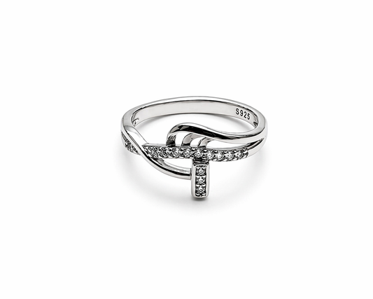 Rivia 925 sterling silver jewellery ring | gifts for besties, girlfriends, or any women in your life | with 925 stamp