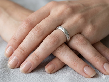 Rivia 925 sterling silver jewellery ring | gifts for besties, girlfriends, or any women in your life | with 925 stamp